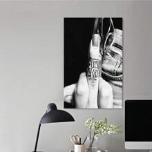 Framed Print, Middle Finger Poster, Black And White, Wall Art, Room Decor, Feminine Art, Gift High Quality Decorative Posters, Dorms, Gyms, Bars, Cafes, Arcades, Rooms Living Room Wall Decoration Paintings, Perfect Gift, Suitable For Spring
