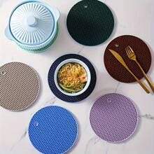 1/4 Pcs Round Honeycomb Silicone Placemat Insulation Pad, Anti Slip Pot Holder, Easy To Clean And High-Temperature Resistant Table Mat, Desktop Protection, Protection From Heat Damage To Cooking Utensils, Easy To Clean - Multifunctional Kitchen Accessory, Home Kitchen Table Decoration