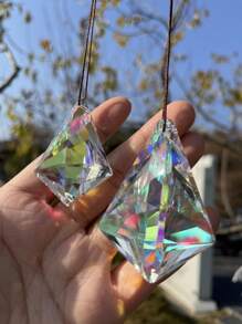1 Stück großer Kristall Sonnenfänger Prisma, Glas Prisma zum Aufhängen als Sonnenfänger, Regenbogenerzeuger für Fenster, Balkon, Küche, Garten Dekoration, Feiertage, Feste
