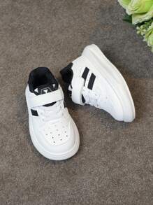 A Pair Of Unisex White Shoes, Black And White Sports Shoes, Hook And Loop Anti Slip And Wear-Resistant Soft Sole, Lightweight For Boys' Running Shoes And Girls' Board Shoes