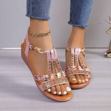 Sandal Wanita Hak Wedges Bohemian dengan Hiasan Berlian Imitasi dan Pita Elastis, Model Slip-On untuk Aktivitas Luar Ruangan dan Pantai - Berwarna merah muda - View 3