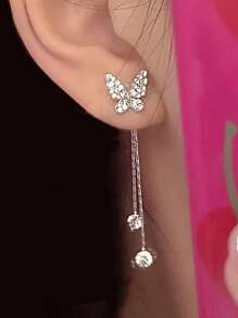 1 对优雅迷人的小巧蝴蝶设计水钻镶嵌耳环，配有可拆卸流苏，适合女性日常和约会佩戴