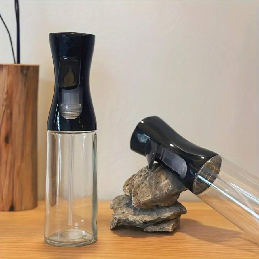 1 件装多功能可再填充塑料油喷雾器，用于烹饪 - 必备厨房工具，非常适合沙拉、烧烤、烘焙、烘烤和烧烤，不含 PVC 的聚丙烯，圆形，仅可手洗，厨房必需品|人体工程学喷雾器|聚丙烯喷雾器