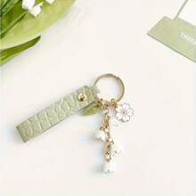 1pc Pale Green PU Leather Keychain With Charming Lily-Of-The-Valley Flower Wreath Design, Elegant Accessory For Valentine's Day, New Year, Car And Bag