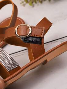 1 Paar Kleinkind Mädchen Große Größen Braune PU Leder Flache Sandalen, funkelnder Strass Dekor, verstellbarer Klettverschluss, offene Zehenpartie für den täglichen Lässig-Stil, Partys, Reisen, Frühling/Sommer
