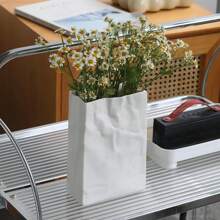 Crinkle Paper Bag Ceramic Vase, Wide Mouth Pleated Vase, Unique White Matte Vase, Minimalist Boho Vase For Flower Arrangement Table Centerpiece Home Office Bookshelf Decor Gifts Birthday Graduation