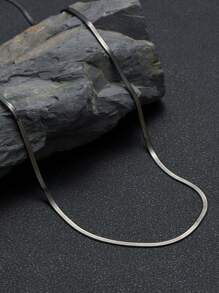Modischer schwarzer Herren Halskette, abgeflachte Edelstahl Schlangenkette Halskette, klassischer Punk Gothic Hip Cool Stil, ideal für den täglichen Gebrauch, Geschenkidee zur Saison-Eröffnung