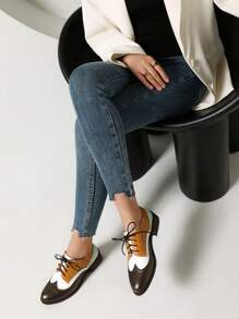 Comfortable Womens Classic Oxfords Lace Up Chunky Heel Oxfords Business Formal Wingtip Brogue Dress Shoes For Women - 黃色 - 查看 1