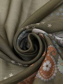 1条90*90厘米女士佩斯利花纹印花围巾，可作户外头巾、颈巾、优雅头饰、发带、发饰，是秋冬季提升造型的理想之选，适合沙特阿拉伯国庆日等绿色主题场合。 - 綠色 - 查看 4