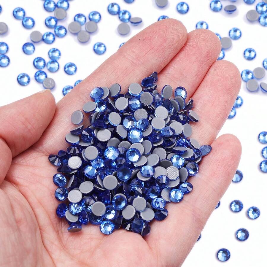 1440 件平底圆形粘贴式水钻，SS3-SS30，适用于服装、鞋子、帽子和配饰 - 淺蘭 - 查看 1