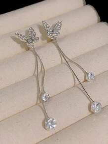 1 对优雅迷人的小巧蝴蝶设计水钻镶嵌耳环，配有可拆卸流苏，适合女性日常和约会佩戴