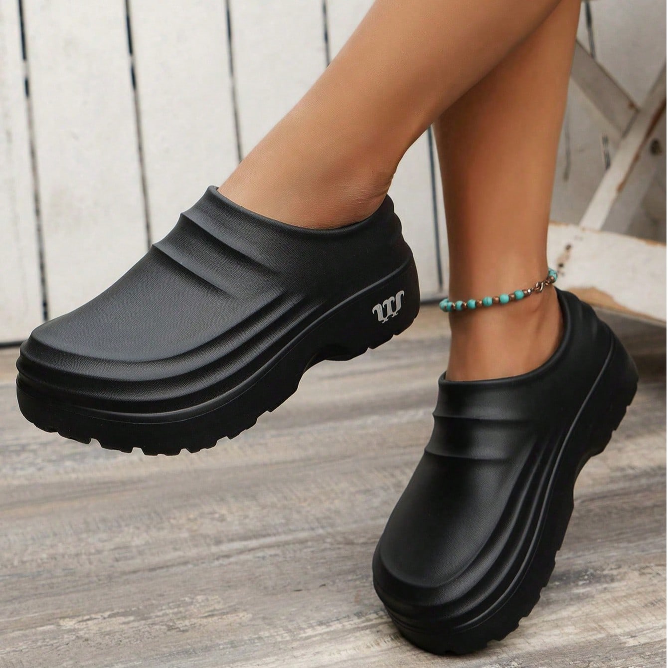 Par de zapatos impermeables y antideslizantes para mujeres resistentes al aceite, aptos para cocina/servicio de alimentación/área de servicio de hot