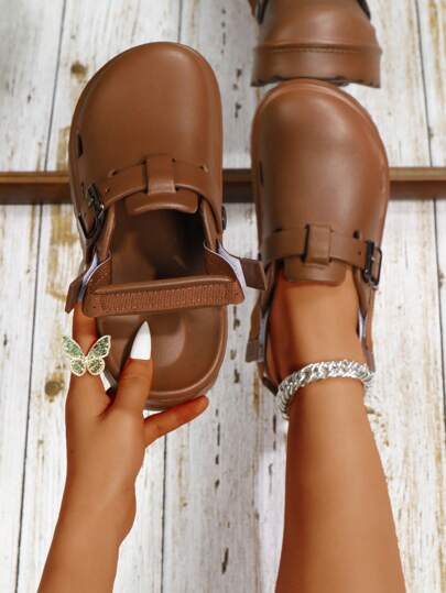 2025 Summer New Women's Slip-On Sandals, EVA Ultra-Light Closed Toe Slippers, Fashionable Versatile Simple Flat Outdoor Slides