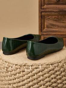 Women's Spring Plaid Contrast Black Flat Shoes - Dark Green - View 6