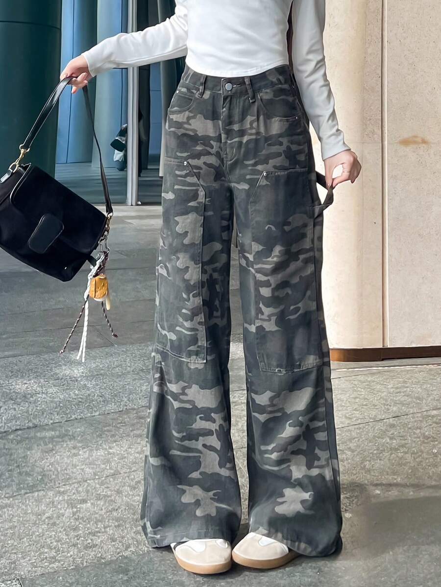 Retro High Waist Camouflage Design Loose Fit Jeans, Random Cut