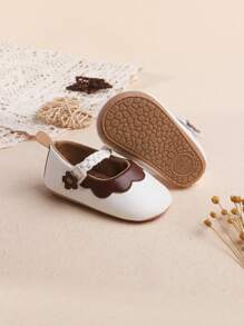 1 Pair Girls Plain Floral Hook And Loop Design Flat Fashionable Cute Princess Shoes,Suitable For Spring And Autumn