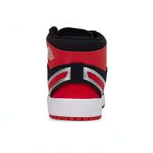 Nike حذاء رياضي للبنين نمط Jordan 1 Mid RM Easyon (GS) للكرة السلة، ارتفاع متوسط، رقم الموديل FQ1281-006 ، سنة 2025