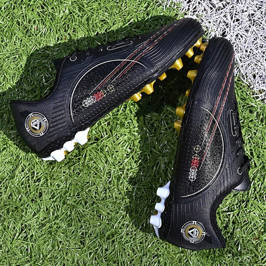 2025 Nieuwe aanbeveling voetbalschoenen voor tieners, studenten, school, wedstrijd en training