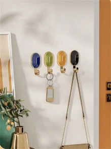 自粘装饰挂钩，重型防损墙钩，无需钻孔，可悬挂衣服/包包，强力粘胶家居浴室装饰 - 彩色 - 查看 7