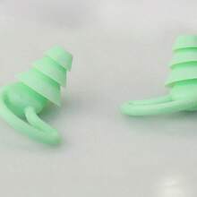 2pcs High-Efficiency Noise-Proof Earplugs, Waterproof Earplug, Easily Portable Earplugs, Features: Highly Effective Noise-Proof, 100% Waterproof, Convenient To Carry, Small And Lightweight Earplugs, Silicone Earplugs, Comfortable To Wear For Sleeping, Suitable For Swimming, Running, Sleeping, And Noisy Places, Suitable For Both Men And Women, Multi-Purpose Earplugs, Reusable Earplugs