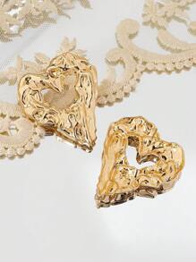 1 Pair Women Ruched Hollow Heart Shaped Stud Earrings