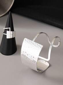 2 Pieces Asymmetrical Hammered Texture Bracelet And Ring Set, Minimalist Style Jewelry For Party & Daily Wear