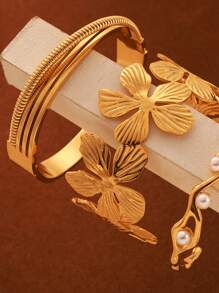 Creative And Fashionable Flower Bracelet Set, Women's Pearl Bracelet, Light Luxury Material Light Titanium Steel Countryside Style Open Bracelet, Party Jewelry Best Friend's Gift