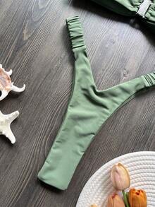 纯色荷叶边比基尼泳装，性感女士泳衣