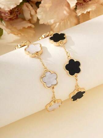 2pcs Minimalist Metal 5-Leaf Clover Flower Bracelets Charm Jewelry For Girls