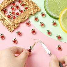 20 件金色红苹果合金饰品，带水钻食物水果金属诞生石饰品，适合感恩节老师 DIY 珠宝制作礼物 - 20pcs - 查看 3