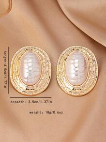 1 Pair Geometric Textured Oval Shape Inlaid Oval Pearl Dangle Earrings, Retro Elegant And Charming Women Earrings - Yellow Gold - View 3