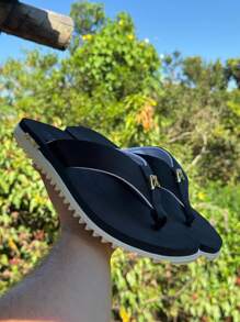 Kenner Kivah Rakka L7 Men's Casual Basic Flip Flops Tractor Sandal Everyday Side Detail - Blanco y Negro - Ver 2