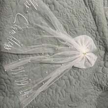 个性化定制新娘头纱，白色仿珍珠蝴蝶结短款头纱，配梳子，适合单身派对、告别单身派对、新娘送礼会、海滩风、乡村波西米亚风婚礼、订婚、单身周末派对装饰、礼物、拍照道具等场合。风格：Y2K、休闲、可爱、可定制。送给她的理想礼物，适合送给朋友、返校季、大学新生、时尚秋季、服装配饰、定制婚礼配饰、女士发饰。 - 白色 - 查看 5