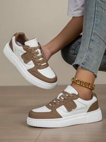 女士休闲运动鞋，系带软底平底舒适滑板鞋，轻便低帮日常鞋，秋冬季 - 白棕色 - 查看 4