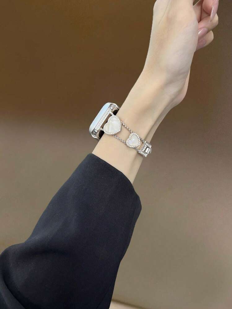 1 件兼容 表带兼容 表带女款，金色时尚金属镶嵌黑色爱心贝母智能表带，兼容 38/40/41/42/44/45/46/49mm，兼容 Series Ultra/SE/10/9/8/7/6/5/4/3/2/1，长度无需工具即可调节，可爱贴心的商务运动金属手链，黑金配色非常高级 - 星光色 - 查看 6