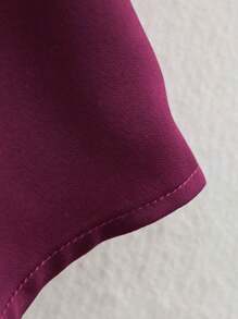 休闲通勤丝缎质感金排扣衬衫