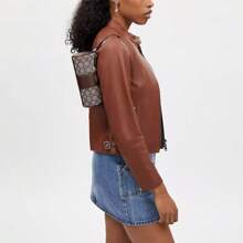 Coach Bolso de mujer tipo barril Nolita, de piel, bolso de mano con asa de hombro, bolso de noche vintage con forma de barril, en la firma del estampado jacquard, CU989