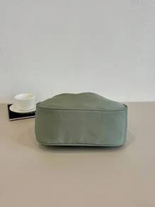 尼龙饺子形休闲手提包带小袋，夏季新款女士设计