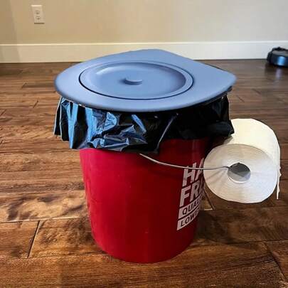 1pc PP Portable Camping Toilet Seat Cover, Detachable Quick Buckle Lid For Outdoor Storage Bucket, Suitable For Hiking, Emergency, Mother's Day, Father's Day, Thanksgiving, Grandmother's Day Gifts (Slight Scratches And Stains May Occur On The Plastic Surface) Bathroom Decor Fall Decor