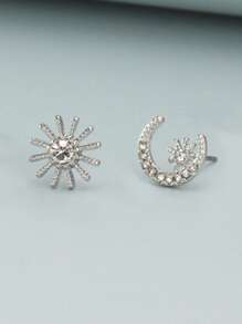 1 Pair Delicate Elegant Rhinestone Star & Moon Stud Earrings, Suitable For Women On Holidays, Birthday, Date, Party, Vacation, Daily Commute