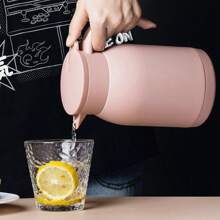 1 pieza Cafetera de 900ML/31.7oz con botón de presión para agua caliente, termo aislado al vacío, cafetera de acero inoxidable 304 para uso doméstico y vuelta al colegio