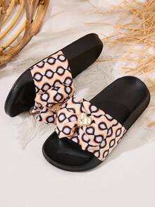 Lightweight, Breathable And Fashionable Casual Slippers For Teenage Girls In Summer