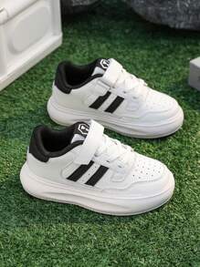 Zapatos blancos pequeños generales para niños y niñas, zapatos escolares de pizarra, zapatos deportivos casuales para estudiantes, zapatos deportivos blancos para actividades al aire libre, antideslizantes, zapatos para correr