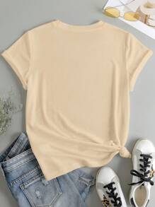 定制女士短袖T恤，可添加文字（名言/特殊句子/趣味短语/姓名/标语等），选择喜欢的颜色和字体，设计您独一无二的个性化印花T恤，时尚休闲，简约风格。个性化定制，独一无二。男装，胶囊衣橱，男士基础款/街头服饰。送给男友、家人、朋友的理想礼物，适合生日、度假/节日、学校/比赛、运动/攀岩等场合。 - 杏色 - 查看 4