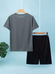 2 件套青少年男孩运动服短袖 T 恤和运动短裤套装
