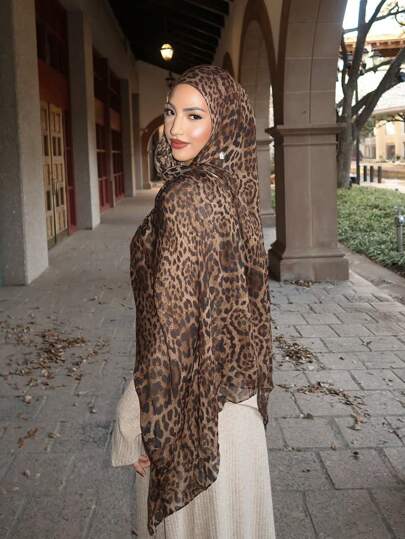 1pc Bohemian Watercolor Leopard Print Scarf/Shawl For Women, Sun Protection Versatile Wrap, Elegant For Daily Wear, Can Also Be Used As Dress Accessory