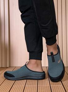 Sandalias deslizantes de malla para hombres, cómodas sandalias casuales de verano antideslizantes para exteriores