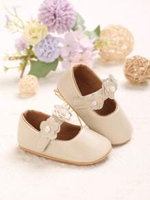 1 双春秋婴儿 0-1 岁女童公主花朵装饰 PU 软底平底鞋