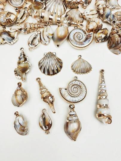 6pcs Bohemian Beach Holiday Style Golden Edged Acrylic Faux Shell & Conch Pendants, Scallop Charms, DIY Jewelry Making & Decorative Accessories, Suitable For Necklaces, Earrings, Anklets, Phone Chains, Keychains, Bag Charms