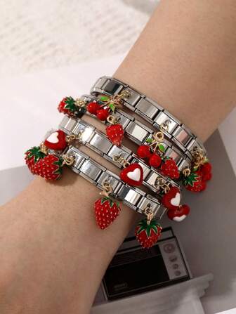 1pc Christmas Y2K Creative Fashion Sweet Cool Elegant Gorgeous Wind Oil Drop Cherry Strawberry Love Shaped Pendant Square Module Bracelet Ladies Sister Couples Jewelry Gift, Suitable For Valentine's Day Gift-Giving Party Date Party Holiday Sports Holiday Wear Red Jewelry